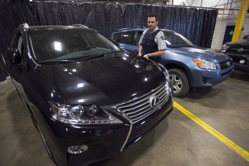 more-than-a-third-of-canadians-feel-unsafe-due-to-threat-of-car-theft:-survey
