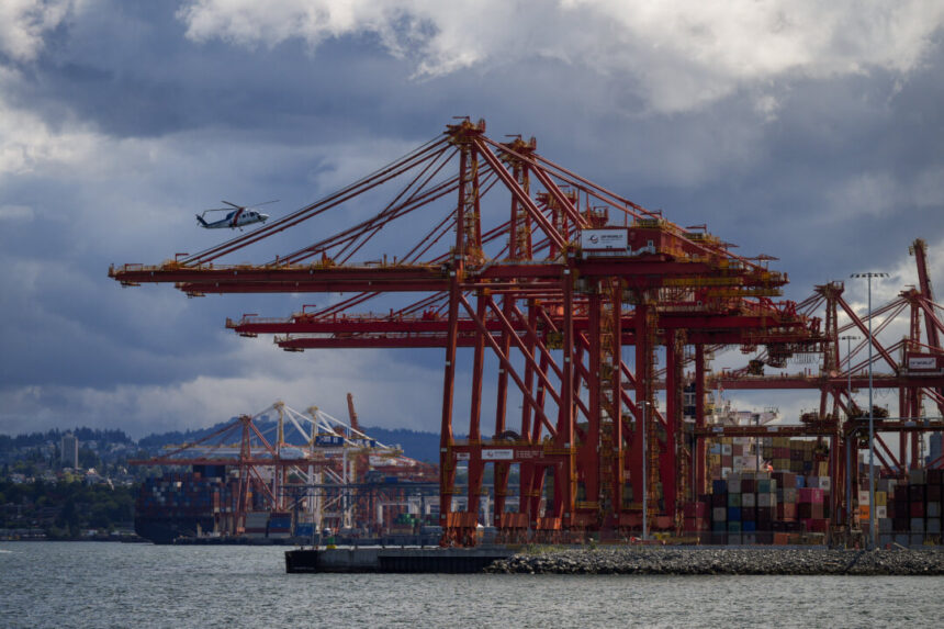 canada-posts-largest-merchandise-trade-deficit-on-record-at-$7.1b-in-april:-statcan