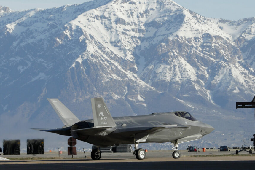auditor-general-finds-cost-to-buy-f-35-jets-has-risen-to-at-least-$33.2b