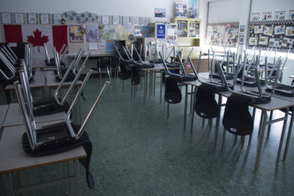 bc-teacher-loses-license-for-1-year-following-pattern-of-inappropriate-touching-of-students