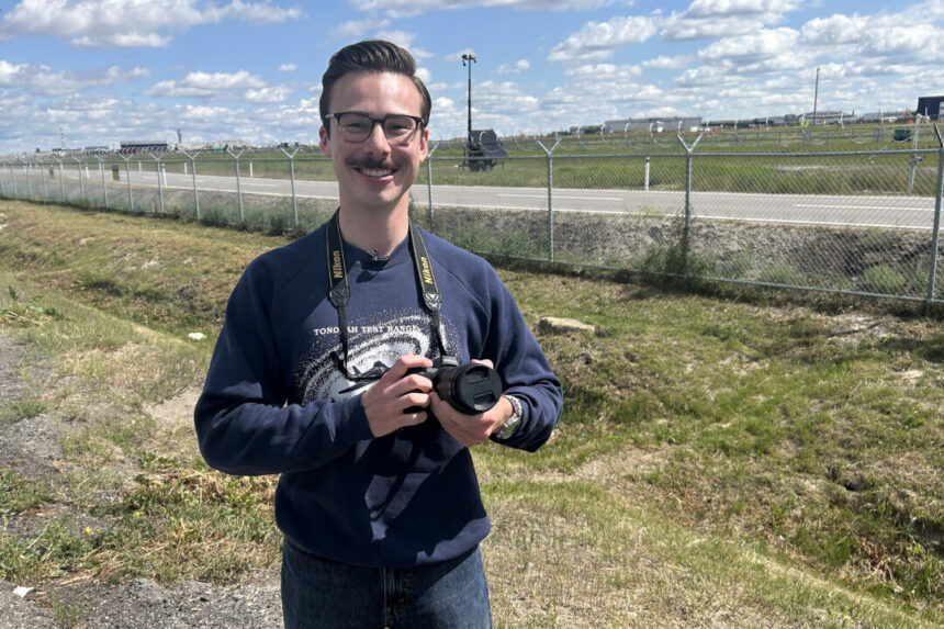‘gold-standard’:-plane-spotters-in-calgary-hope-for-glimpse-of-air-force-1-at-g7