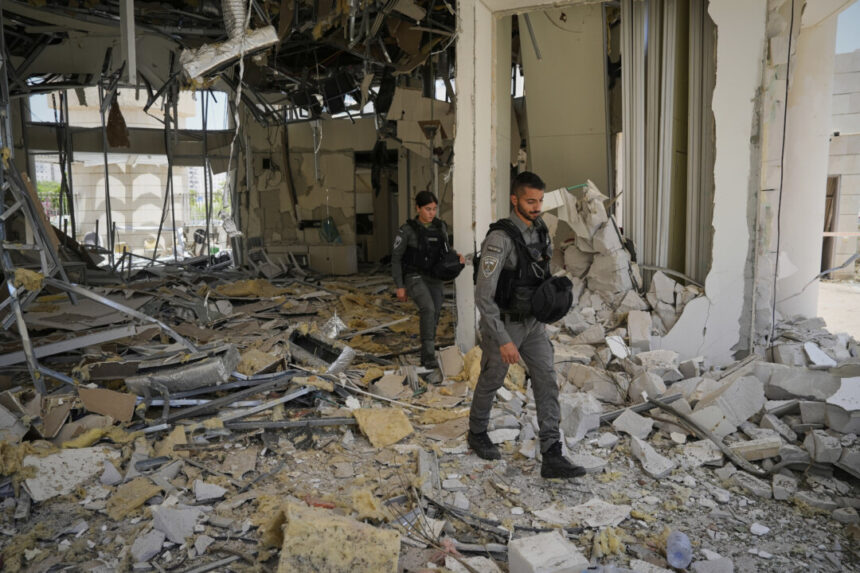 around-80,000-canadians-in-the-middle-east-amid-israel-iran-conflict:-global-affairs