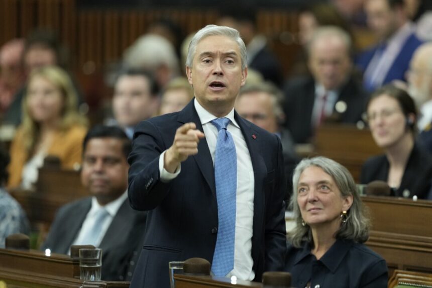 champagne-says-canada-won’t-pause-digital-services-tax