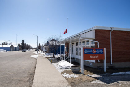 canada-post-reaches-deal-with-second-largest-union,-negotiations-continue-with-cupw