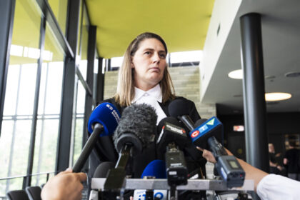 mother-who-allegedly-abandoned-montreal-girl-charged-with-criminal-negligence