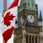 fewer-federal-bureaucrats-express-confidence-in-their-bosses,-survey-suggests
