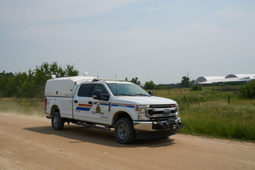 two-pilots-dead-following-mid-air-collision-in-manitoba:-rcmp
