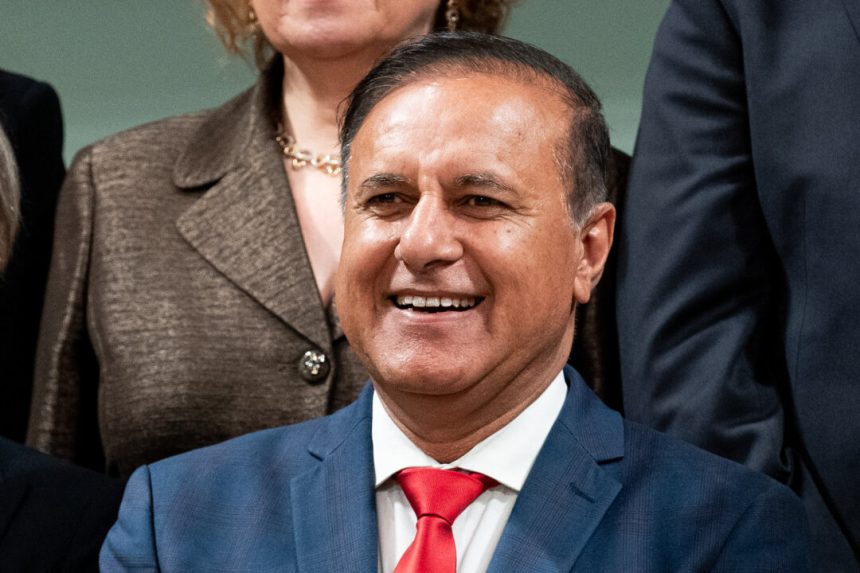feds-launch-red-tape-cutting-exercise-aimed-at-boosting-economic-growth