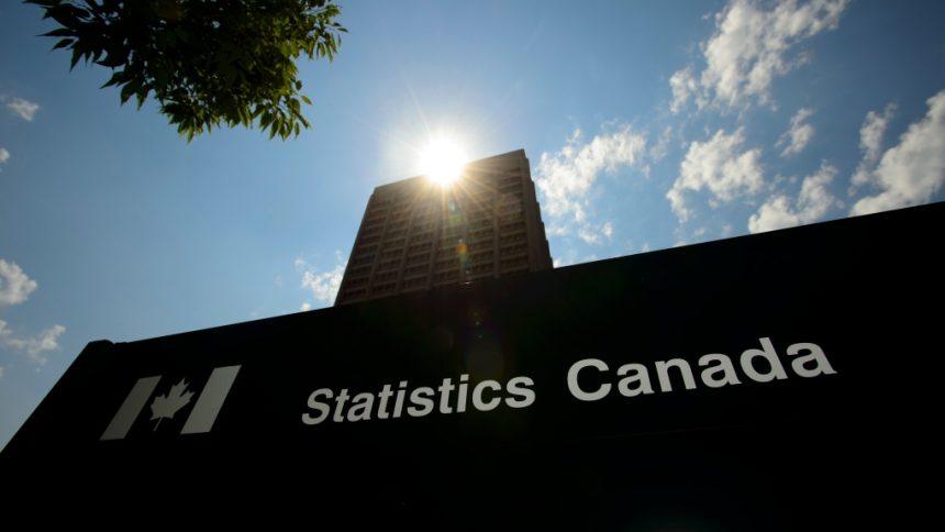 income-gap-reaches-record-high-in-canada:-statcan
