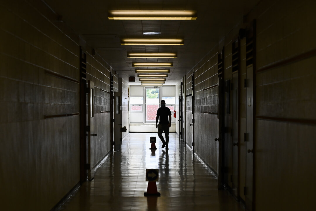 michael-zwaagstra:-this-policy-will-cause-more-problems-in-ontario-schools