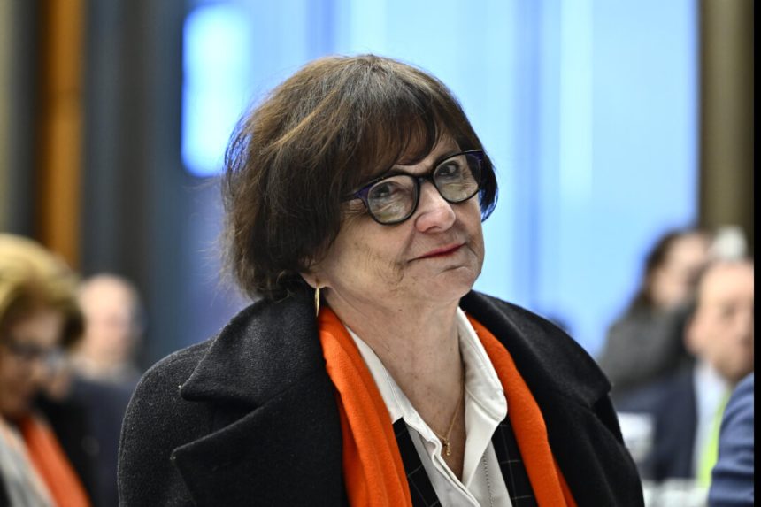 canada’s-envoy-for-combatting-antisemitism-deborah-lyons-leaving-post-early