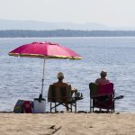 heat-warnings-remain-in-effect-from-ontario-to-newfoundland:-environment-canada