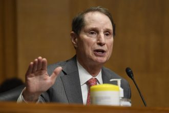 us-senator-asks-pm-carney-to-‘quickly’-pass-law-repealing-digital-services-tax-following-meeting
