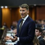 ottawa-threatens-to-pull-toronto’s-housing-funding-over-sixplex-decision