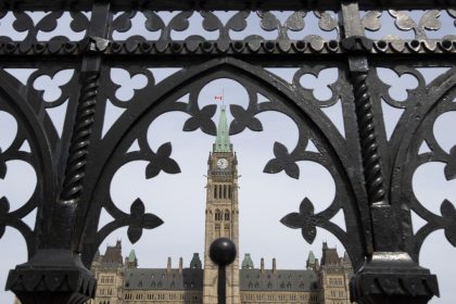 federal-workforce-could-shrink-by-almost-60,000-jobs-due-to-spending-cuts:-report