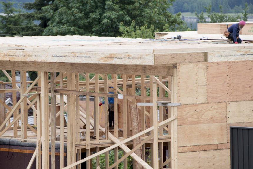 housing-starts-forecast-to-drop-over-next-3-years,-canada-housing-agency-says