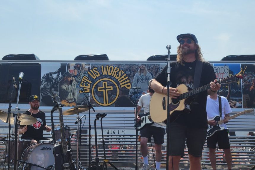 us-christian-musician-says-tour-was-trouble-free—until-canada