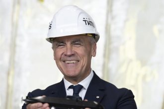 a-look-at-the-race-to-replace-canada’s-rapidly-aging-fleet-of-submarines
