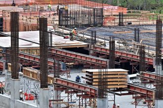 why-canada’s-unemployment-rate-is-rising-faster-than-in-the-us
