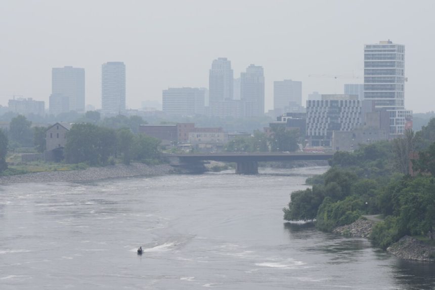 forecasters-predict-prairie-wildfire-smoke-could-cause-hazy-skies-across-canada