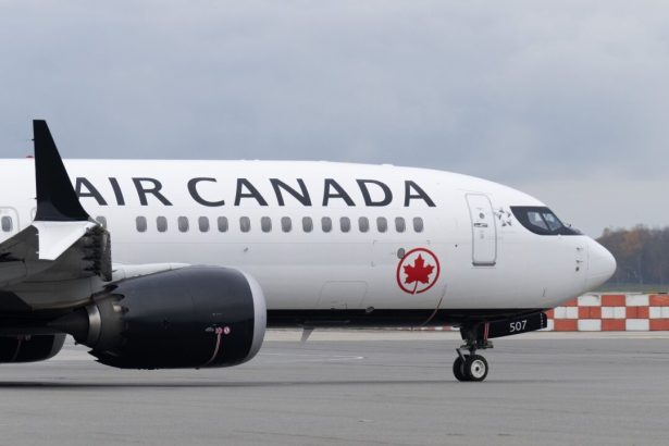 flight-attendants-union-crashes-air-canada-press-conference-as-strike-looms