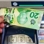canadians-carrying-more-cash,-says-bank-of-canada