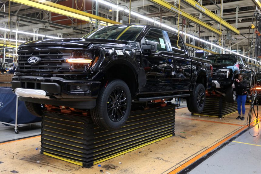 more-than-22,000-f-150-trucks-recalled-in-canada-over-axle-defect