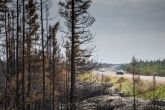 nwt-town-under-evacuation-order-due-to-wildfire-within-2-km-of-community