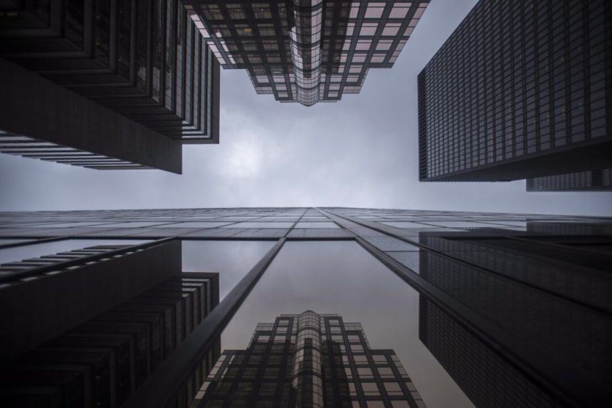 banks-have-‘ample-capacity’-to-help-fund-canada’s-adjustment-to-new-era:-regulator
