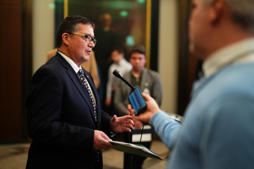 bill-c-3-would-‘cheapen’-canadian-citizenship,-tories-say-during-house-debate