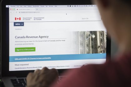 cra-says-it’s-hiring-more-call-centre-staff,-using-ai-to-improve-services