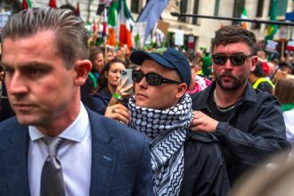 irish-band-kneecap-barred-from-entering-canada-for-‘glorifying’-terrorism:-mp