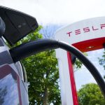 automakers-could-be-on-the-hook-for-billions-under-ev-mandate-if-sales-don’t-ramp-up