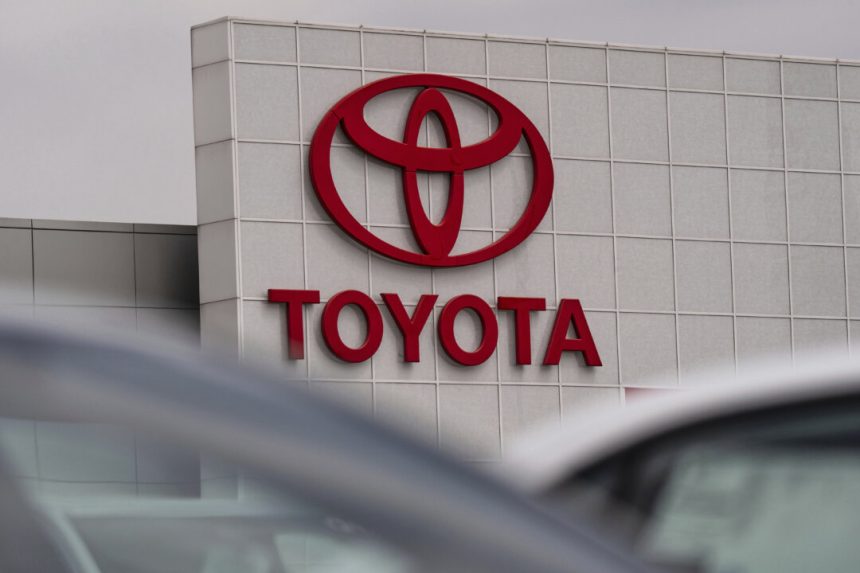 toyota-issues-recall-for-more-than-70,000-vehicles-in-canada,-citing-crash-risk