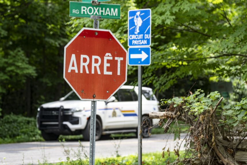 rcmp-arrest-16-people-trying-to-cross-canada-us-border-into-quebec