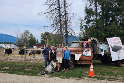 co-owner-and-daughter-of-bc-ostrich-farm-facing-cull-order-arrested