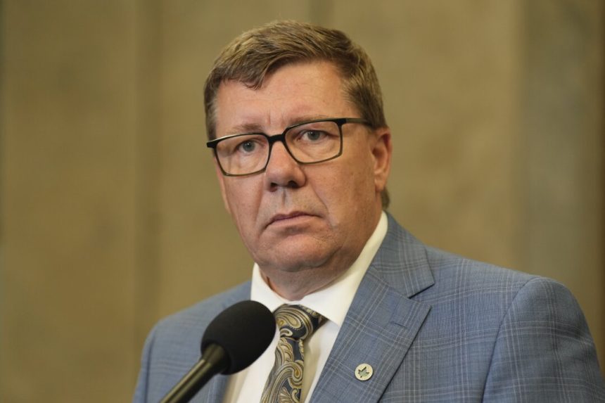 sask.-requests-quick-hearing-in-supreme-court-for-‘pronoun-policy’-appeal