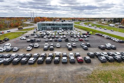 quebec-eases-2035-ban-on-gas-powered-vehicle-sales