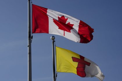 one-in-custody-after-14-hour-shelter-in-place-order-in-iqaluit:-rcmp