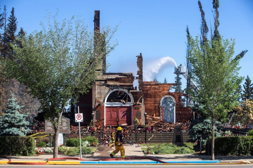 poilievre-calls-for-end-to-‘anti-christian-hate’-following-latest-church-burnings