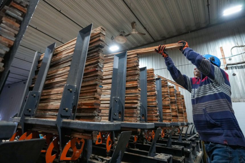 how-trump’s-new-tariffs-on-lumber-could-impact-canada